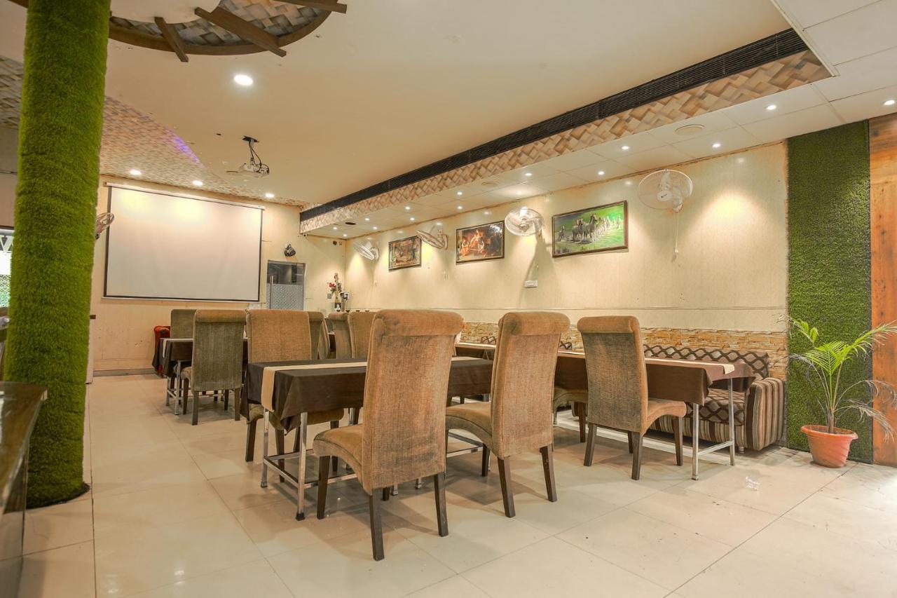 Hotel Hk Continental Amritsar Eksteriør bilde