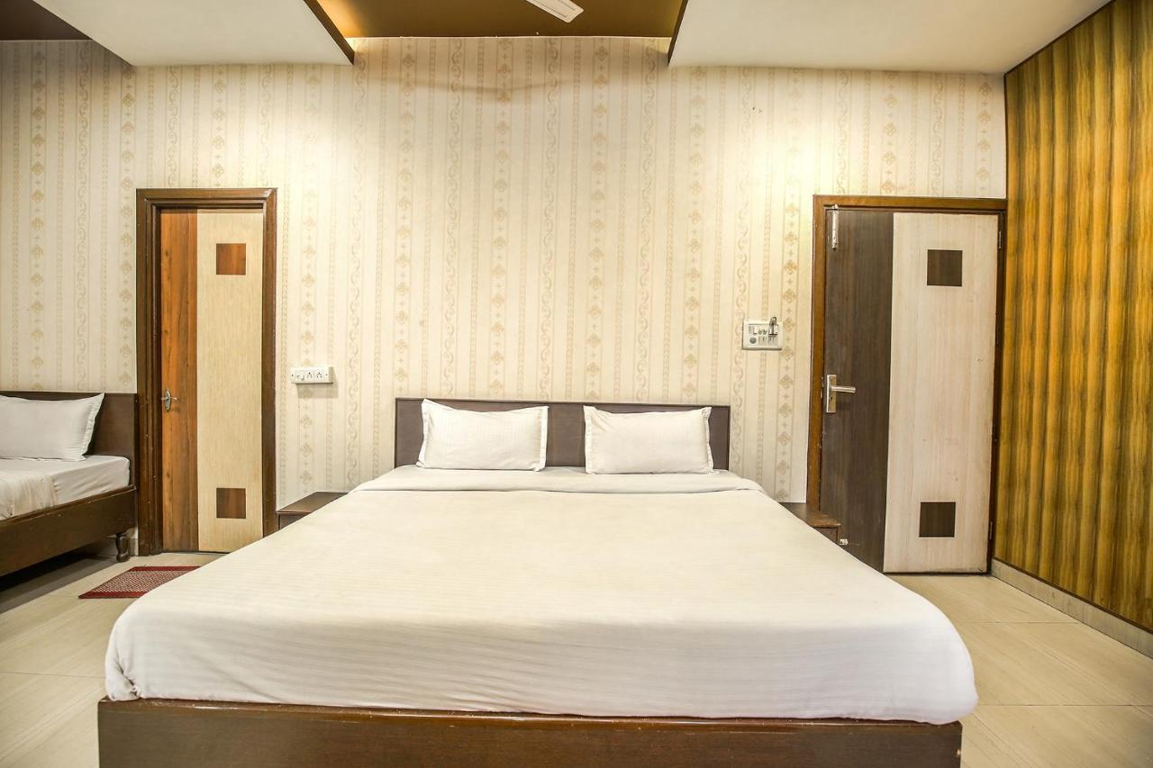 Hotel Hk Continental Amritsar Eksteriør bilde