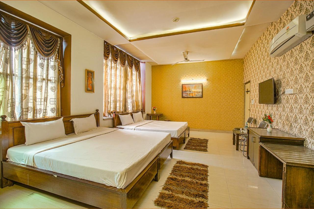 Hotel Hk Continental Amritsar Eksteriør bilde