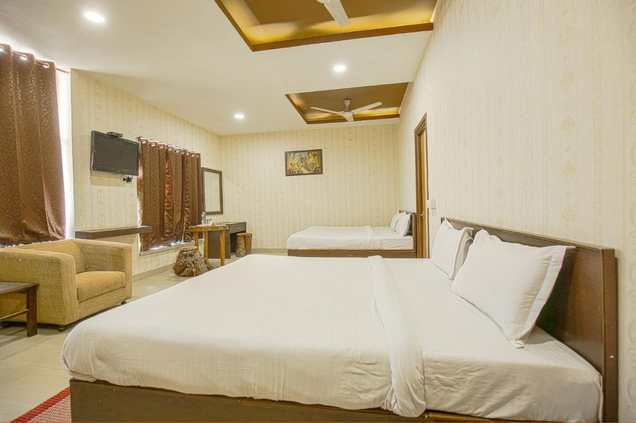Hotel Hk Continental Amritsar Eksteriør bilde