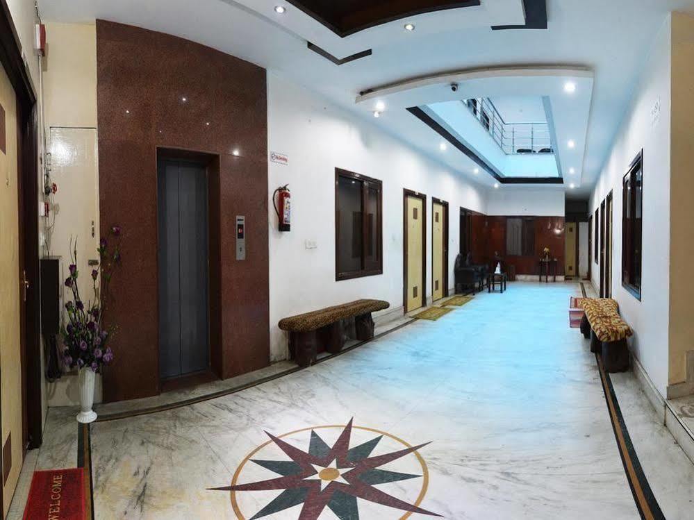 Hotel Hk Continental Amritsar Eksteriør bilde