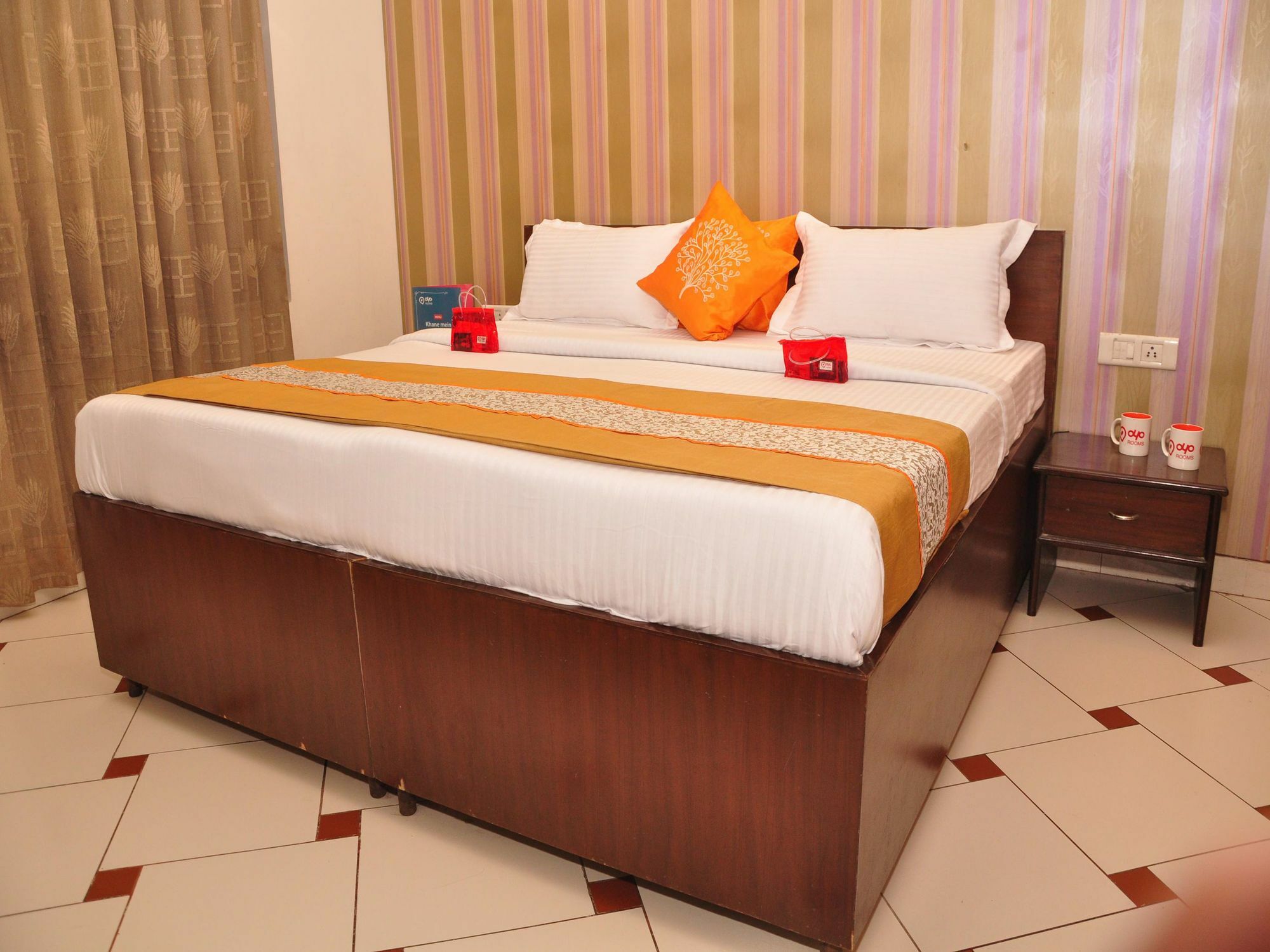 Hotel Hk Continental Amritsar Eksteriør bilde